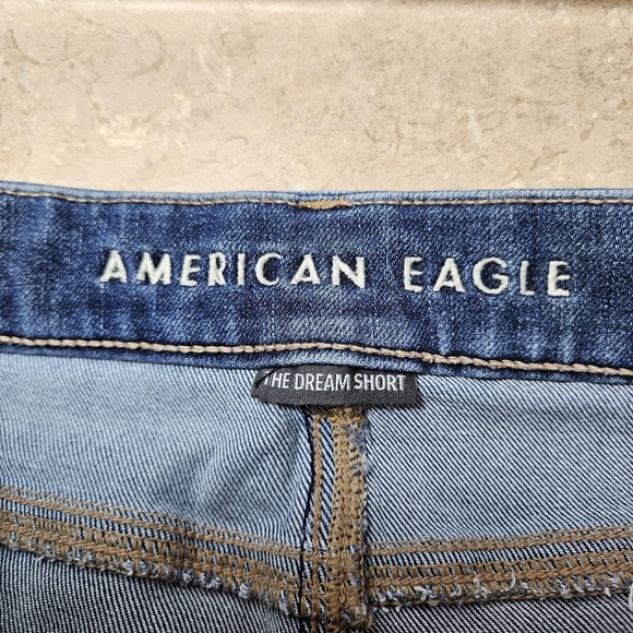 American Eagle Shorts Women 14 Blue Denim The Dream Short Curvy Midi Distressed - Picture 2 of 13